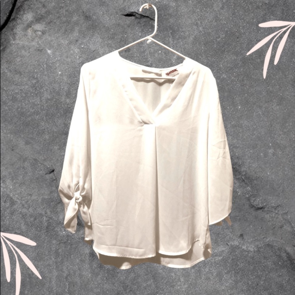 LUSH Women’s Blouse